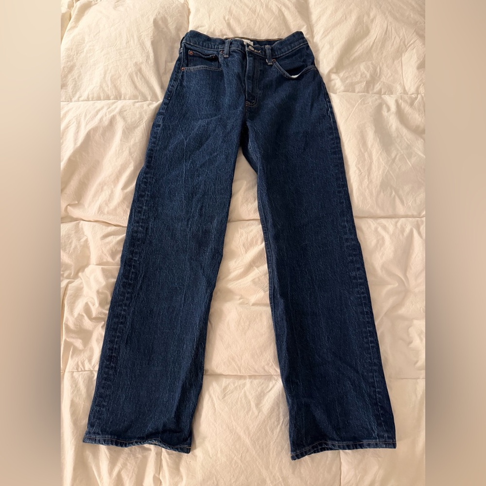 Abercrombie & Fitch ‘90s Relaxed High Rise Dark Blue Jeans
